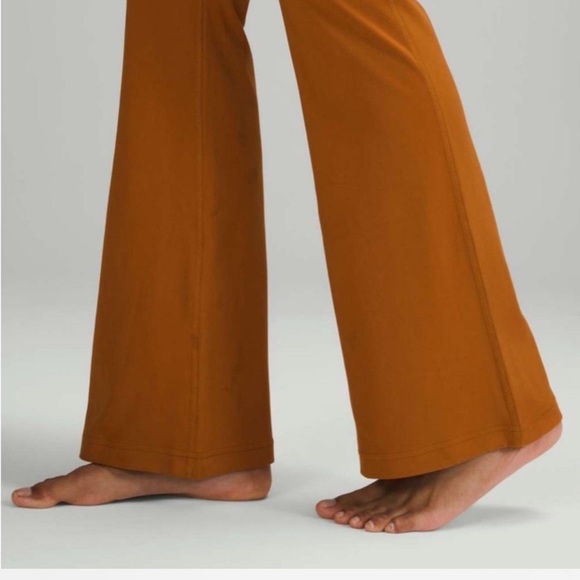 Lululemon Groove Nulu High-Rise Flared Pant – Butternut Brown, Size 12 (Regular) - Picture 2 of 12